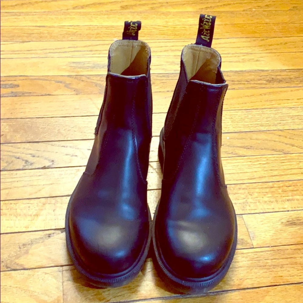 Doc Marten Chelsea boot